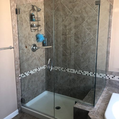 Frameless Door Panel and Return Clips  Image